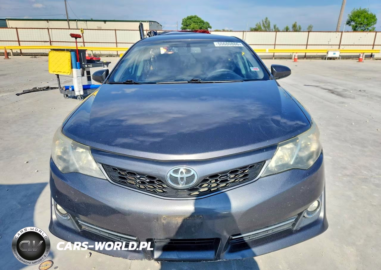 2014 Toyota Camry Se VIN:4T1BF1FKXEU329550 - 5