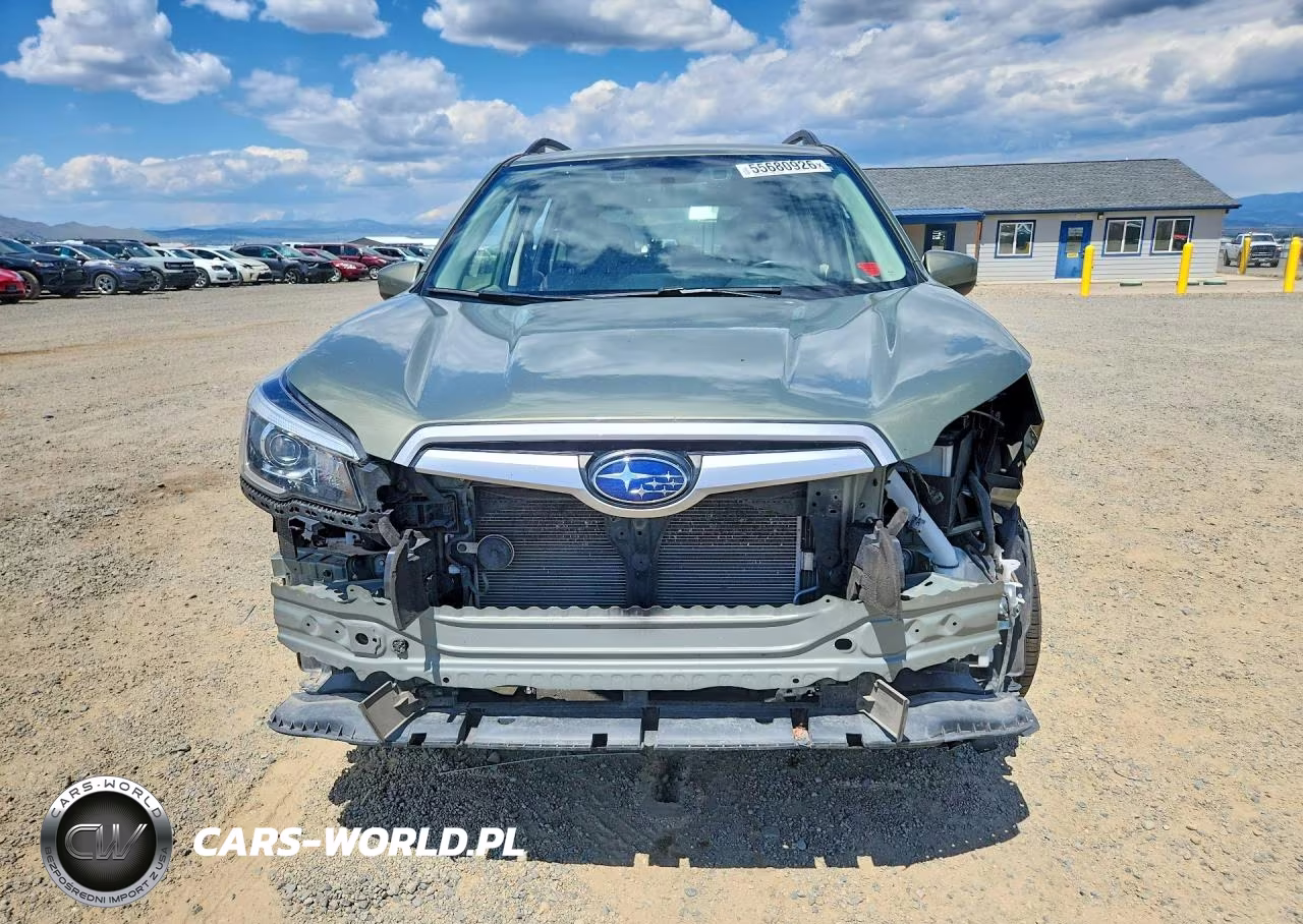 2020 Subaru Forester Premium VIN:JF2SKAGC3LH610930 - 5