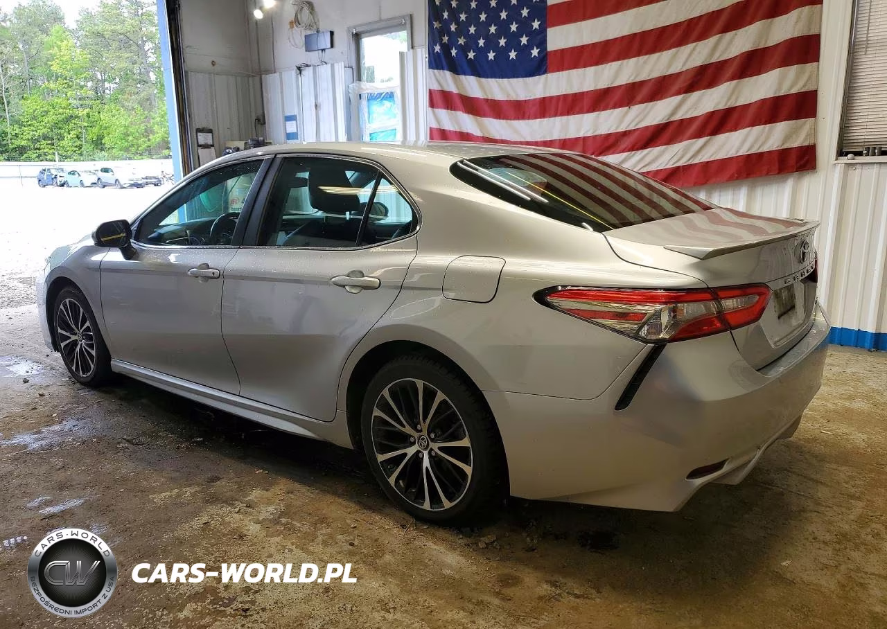 2018 Toyota Camry Se VIN:4T1B11HK9JU093091 - 2