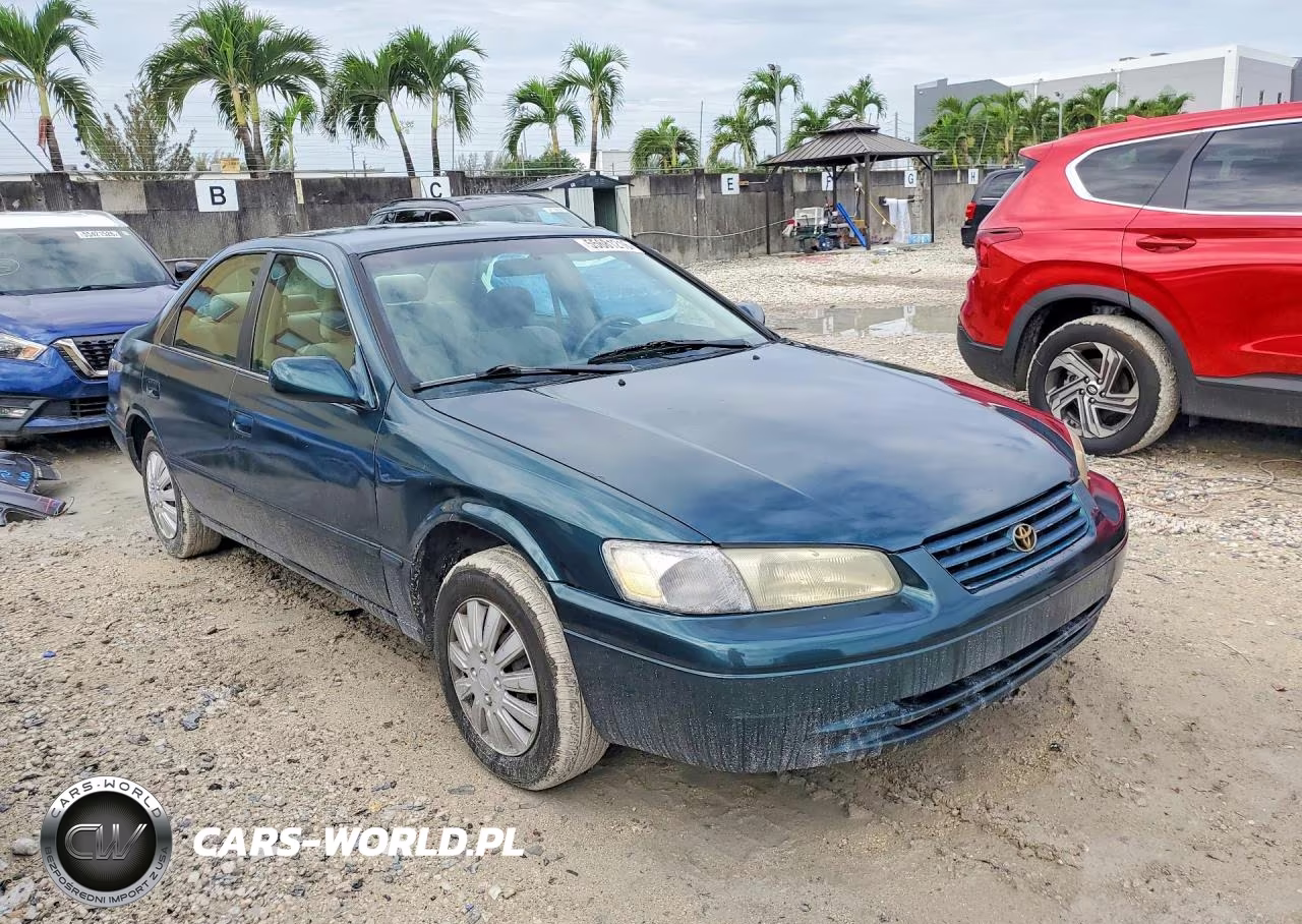 1998 Toyota Camry Le VIN:4T1BG22K9WU210415 - 4