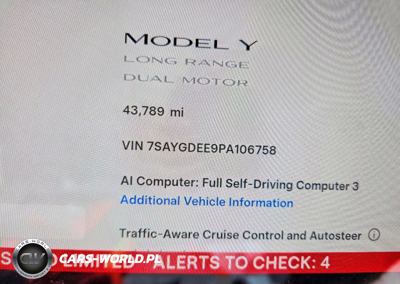2023 Tesla Model Y VIN:7SAYGDEE9PA106758 - 9