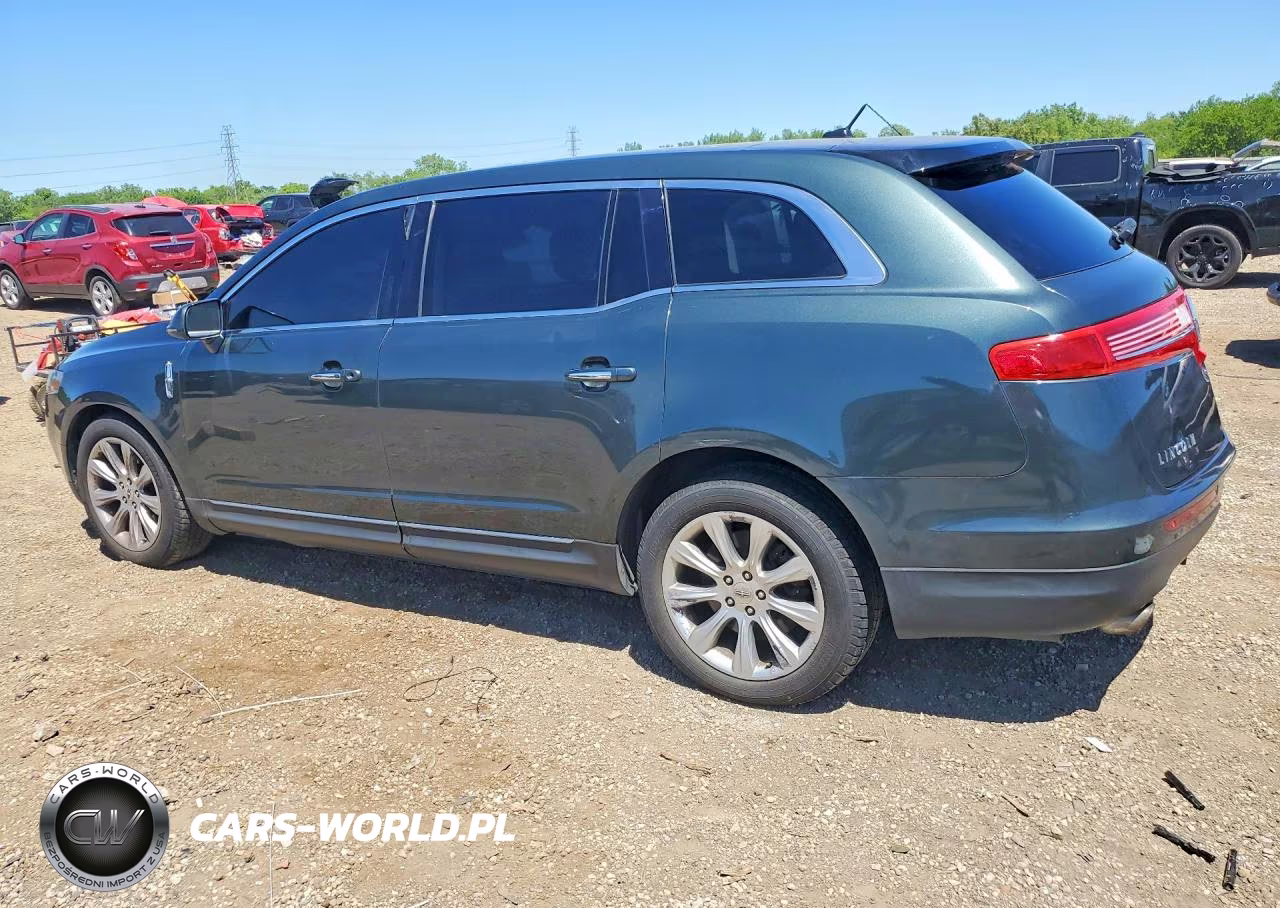 2015 Lincoln Mkt VIN:2LMHJ5AT8FBL03024 - 2