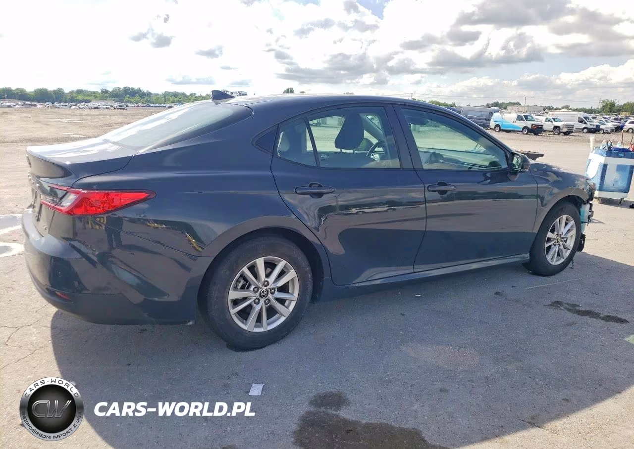 2025 Toyota Camry Le VIN:4T1DAACK5SU563571 - 3