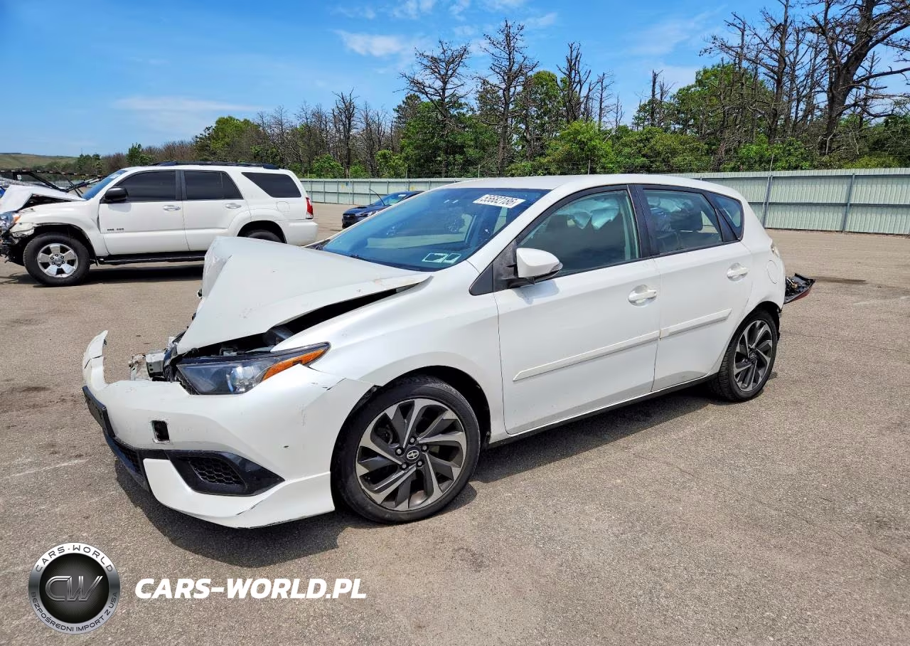2016 Scion Im Base – zdjęcie 1 z 13