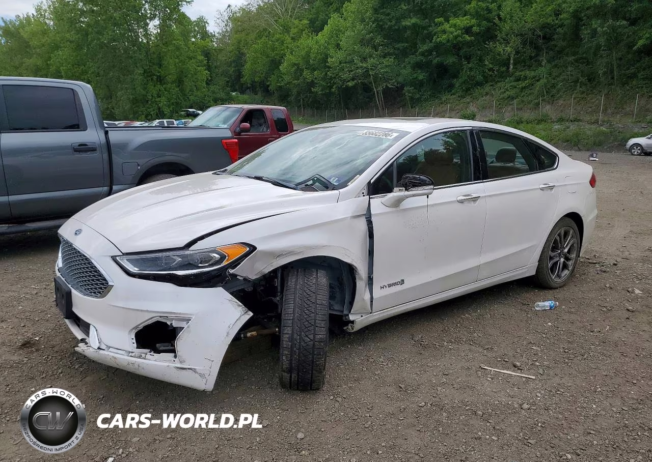 2019 Ford Fusion Titanium – zdjęcie 1 z 13