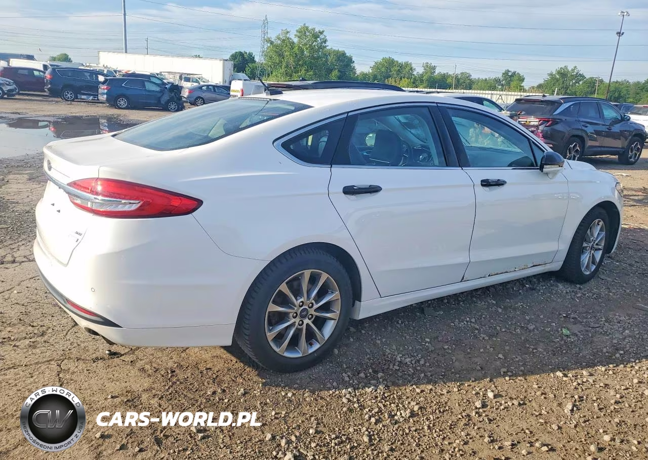 2017 Ford Fusion Se VIN:3FA6P0HD1HR178143 - 3