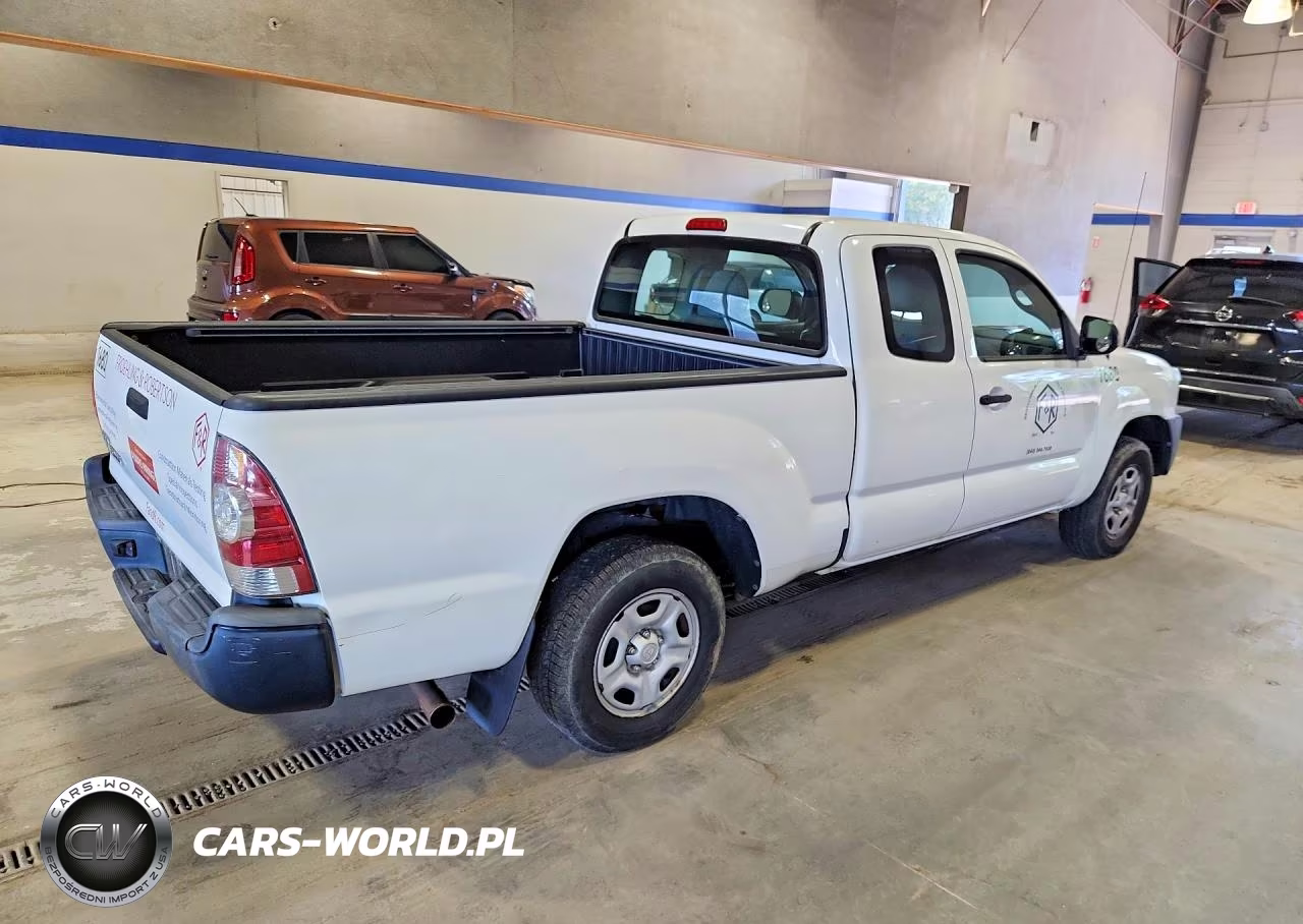 2015 Toyota Tacoma Access Cab VIN:5TFTX4CN5FX062369 - 3