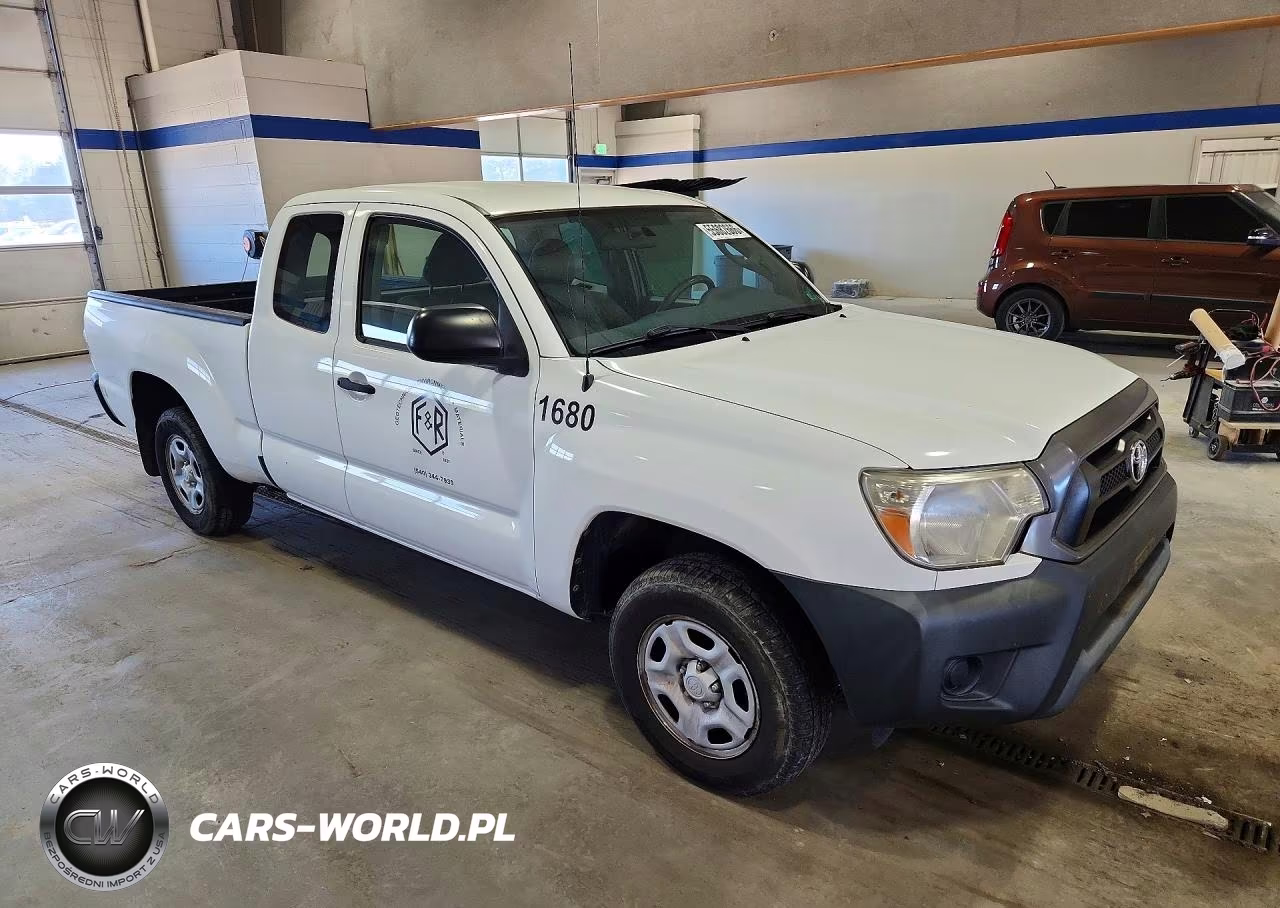 2015 Toyota Tacoma Access Cab VIN:5TFTX4CN5FX062369 - 4