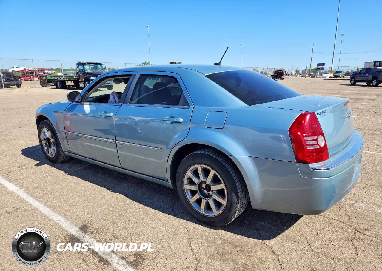 2008 Chrysler 300 Limited VIN:2C3KA33G08H267702 - 2