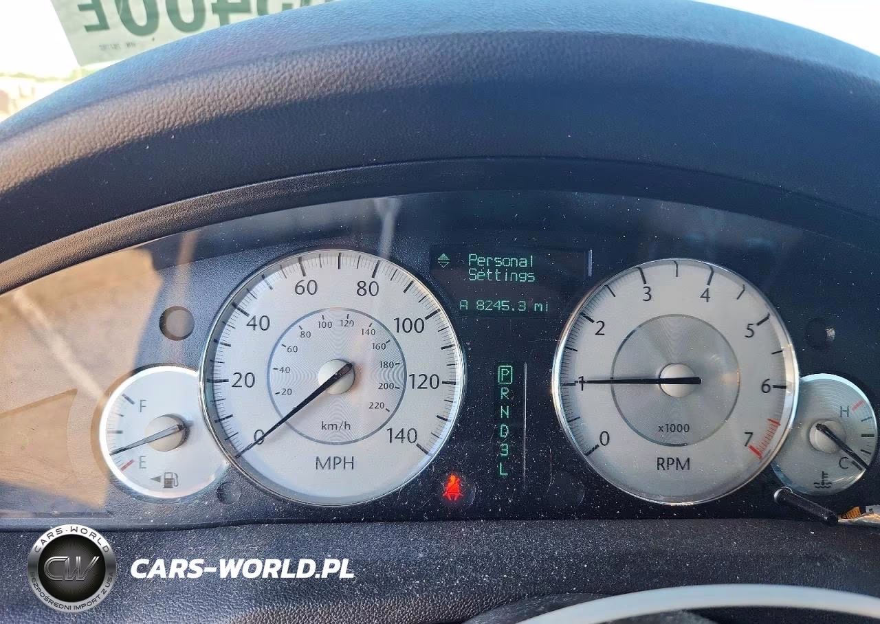 2008 Chrysler 300 Limited VIN:2C3KA33G08H267702 - 9