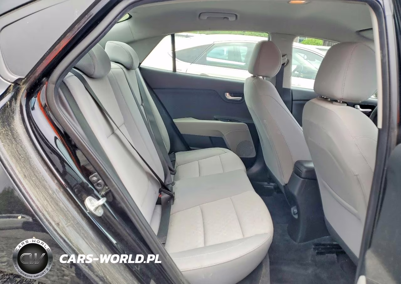 2018 Kia Rio S VIN:3KPA24AB2JE071747 - 10