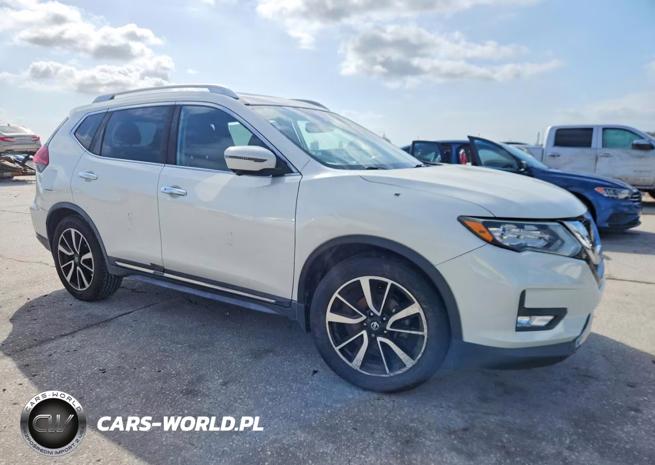 2018 Nissan Rogue Sl VIN:JN8AT2MT3JW486947 - 4
