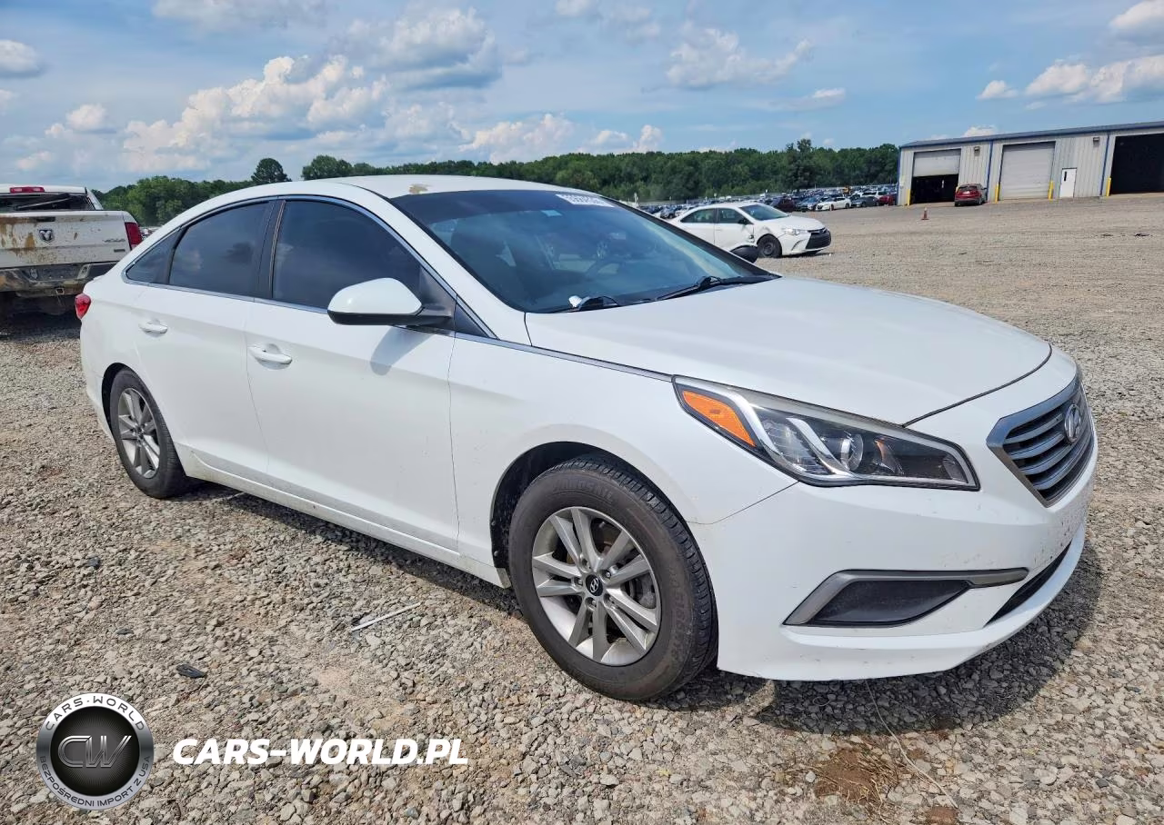 2017 Hyundai Elantra VIN:5NPE24AF9HH519525 - 4