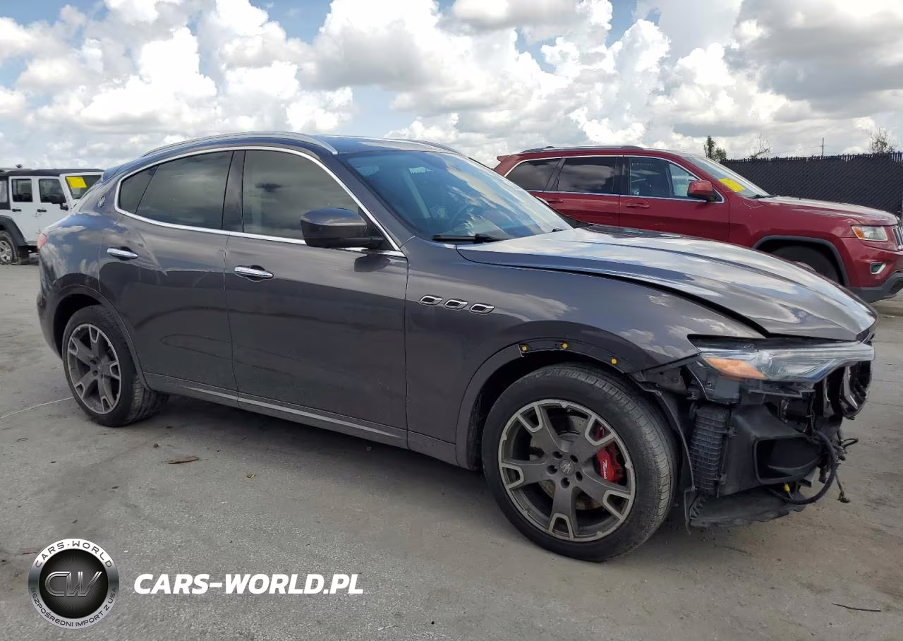 2017 Maserati Levante S Luxury VIN:ZN661YUL6HX246059 - 4