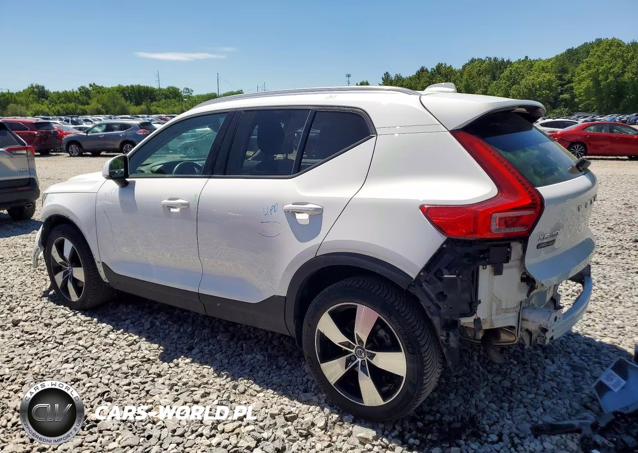 2020 Volvo Xc40 T5 Momentum VIN:YV4162UK9L2297026 - 2