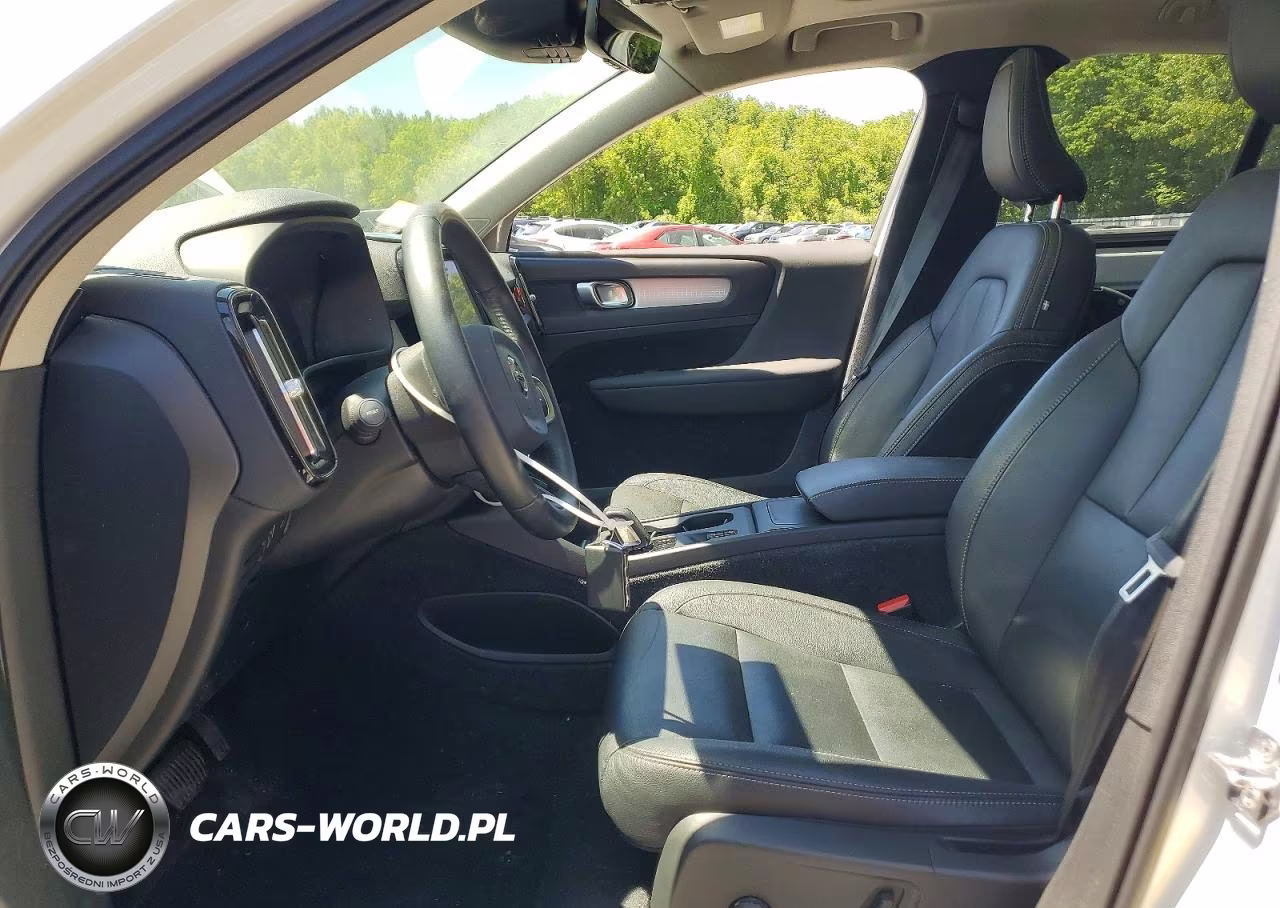 2020 Volvo Xc40 T5 Momentum VIN:YV4162UK9L2297026 - 7