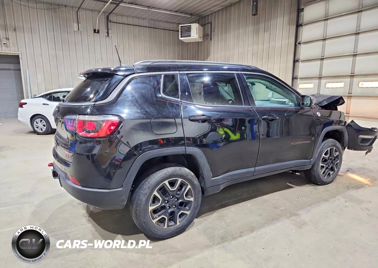 2020 Jeep Compass Trailhawk VIN:3C4NJDDB7LT234648 - 3