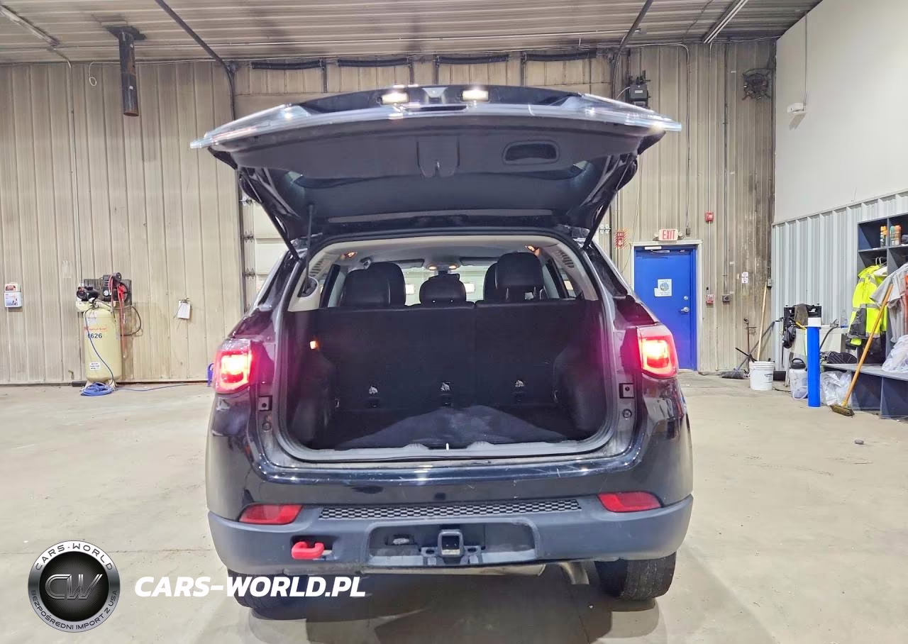 2020 Jeep Compass Trailhawk VIN:3C4NJDDB7LT234648 - 6