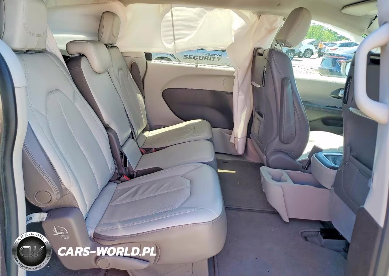 2017 Chrysler Pacifica VIN:2C4RC1EG5HR695605 - 11