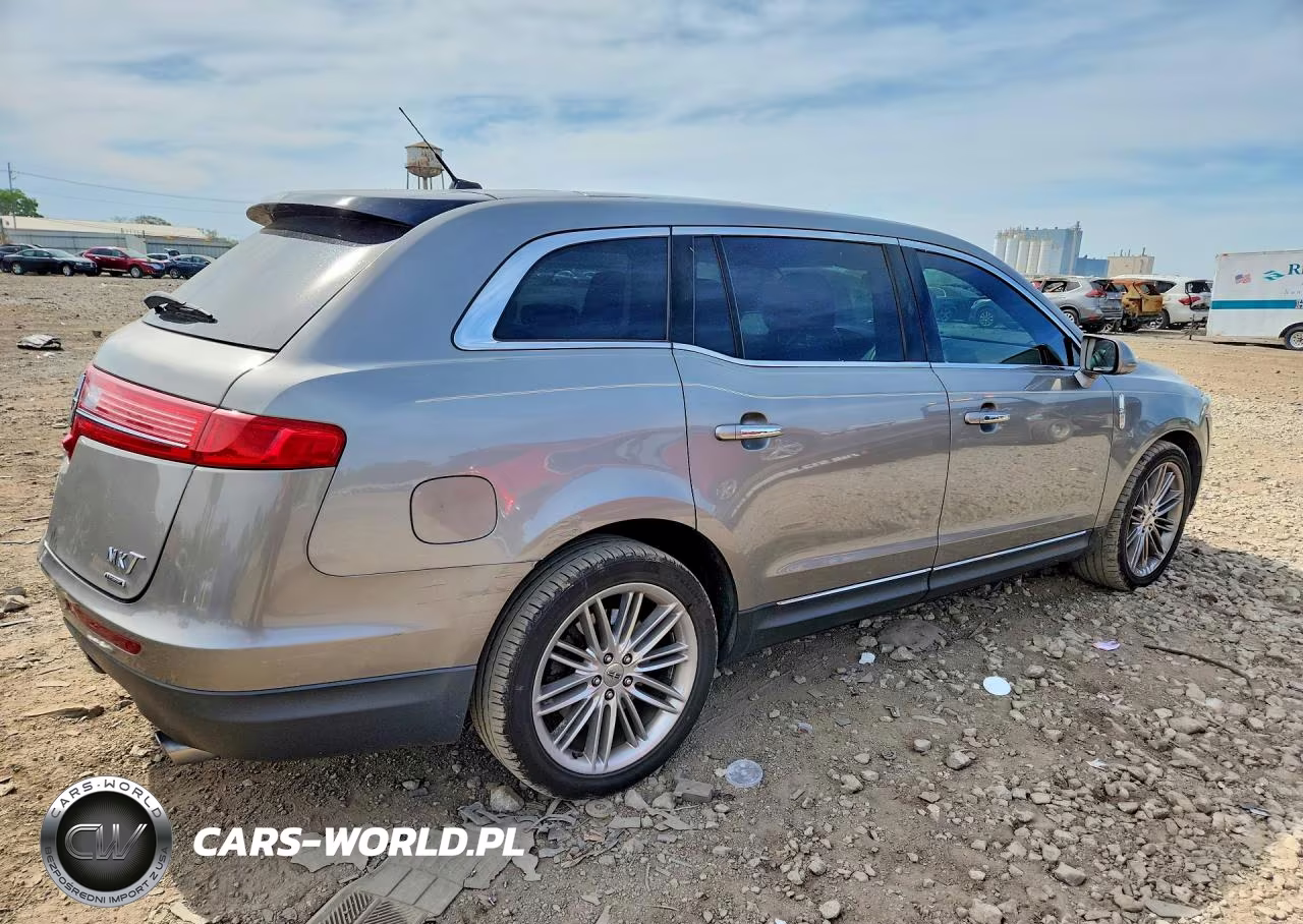 2015 Lincoln Mkt VIN:2LMHJ5AT1FBL03642 - 3