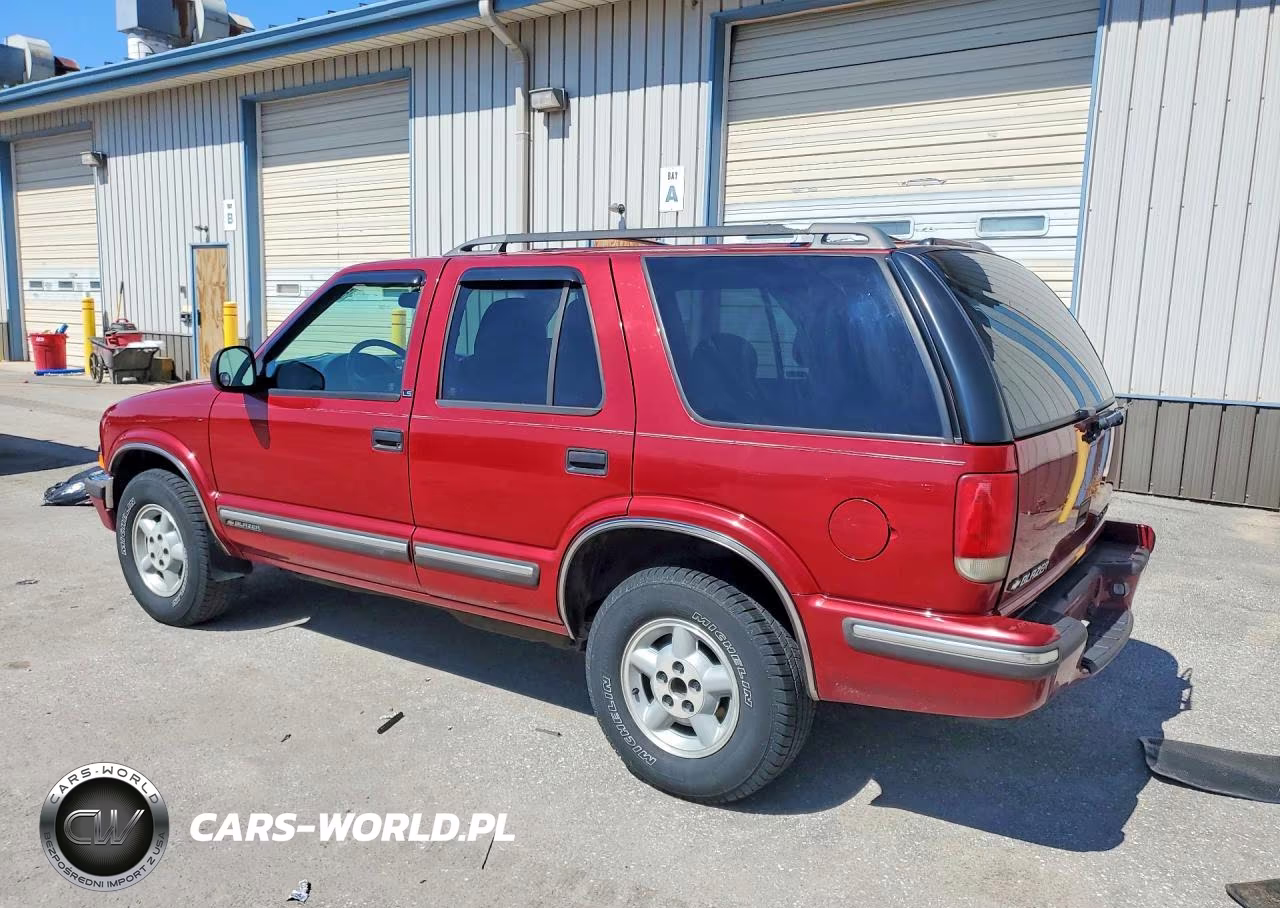 1998 Chevrolet Blazer VIN:1GNDT13W7W2121692 - 2