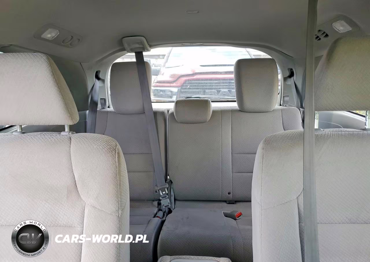 2016 Honda Odyssey Se VIN:5FNRL5H32GB136880 - 10