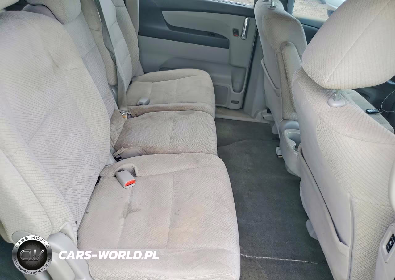 2016 Honda Odyssey Se VIN:5FNRL5H32GB136880 - 11