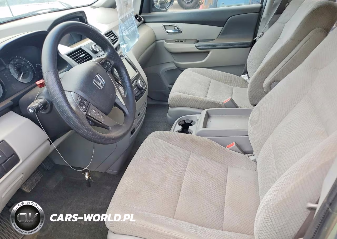 2016 Honda Odyssey Se VIN:5FNRL5H32GB136880 - 7