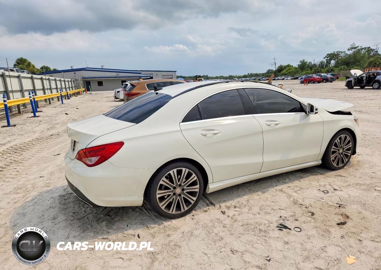 2017 Mercedes-Benz Cla 250 VIN:WDDSJ4EBXHN403656 - 3
