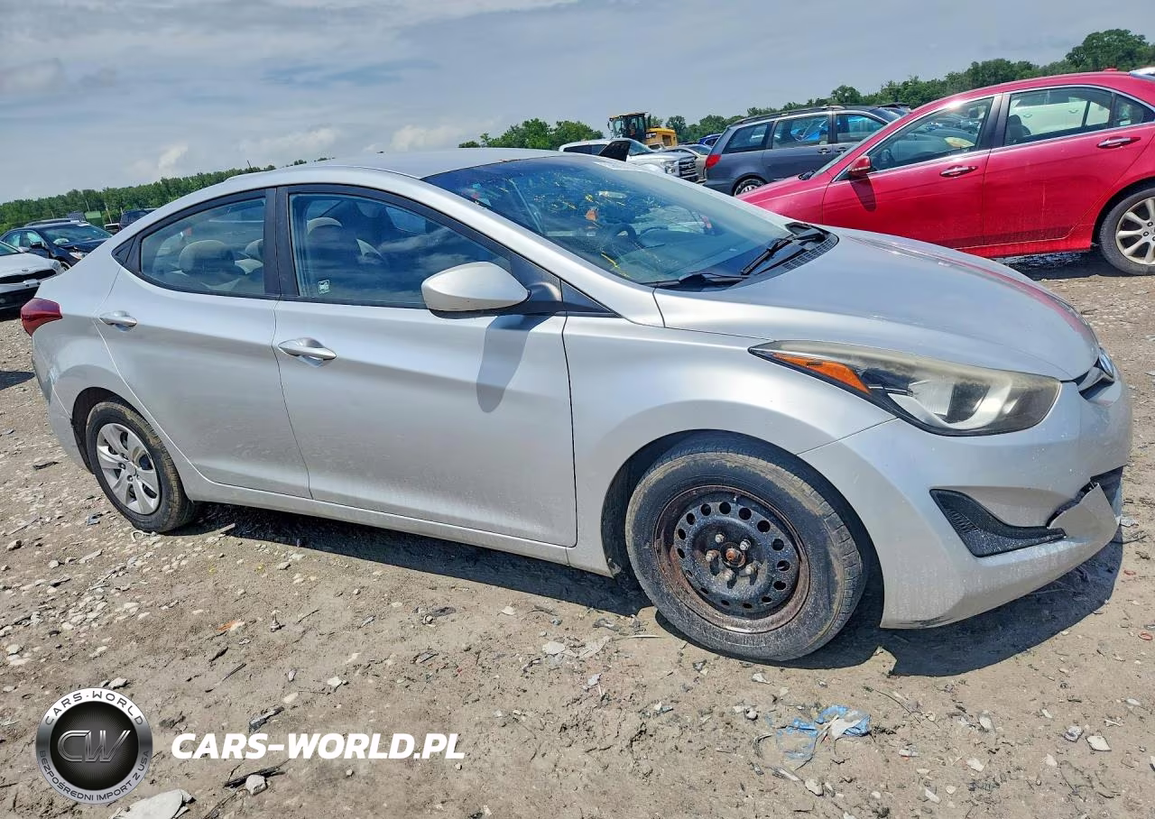 2016 Hyundai Elantra Se VIN:5NPDH4AE6GH698042 - 4