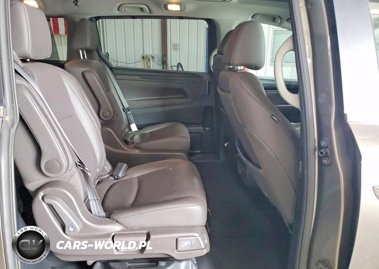 2022 Honda Odyssey Touring VIN:5FNRL6H83NB054610 - 11