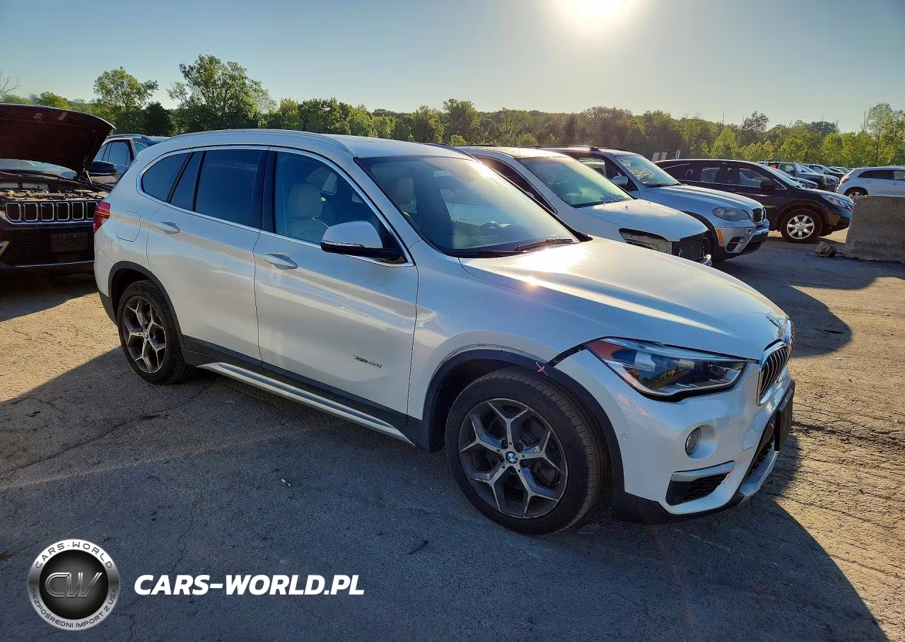 2016 BMW X1 xDrive28I VIN:WBXHT3C36G5E51163 - 4
