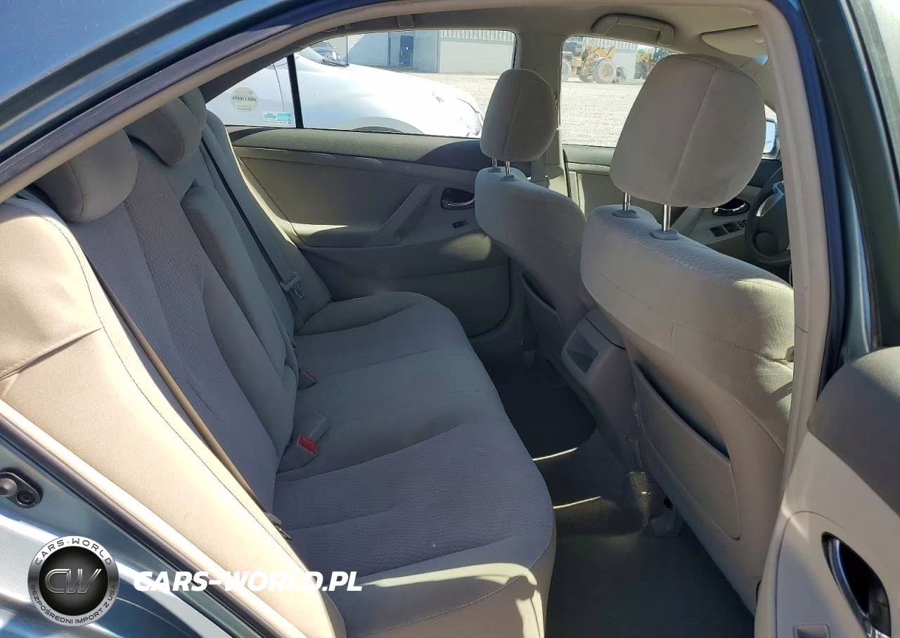 2010 Toyota Camry Le VIN:4T1BF3EK2AU552642 - 10