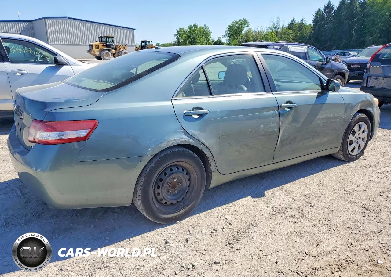 2010 Toyota Camry Le VIN:4T1BF3EK2AU552642 - 3