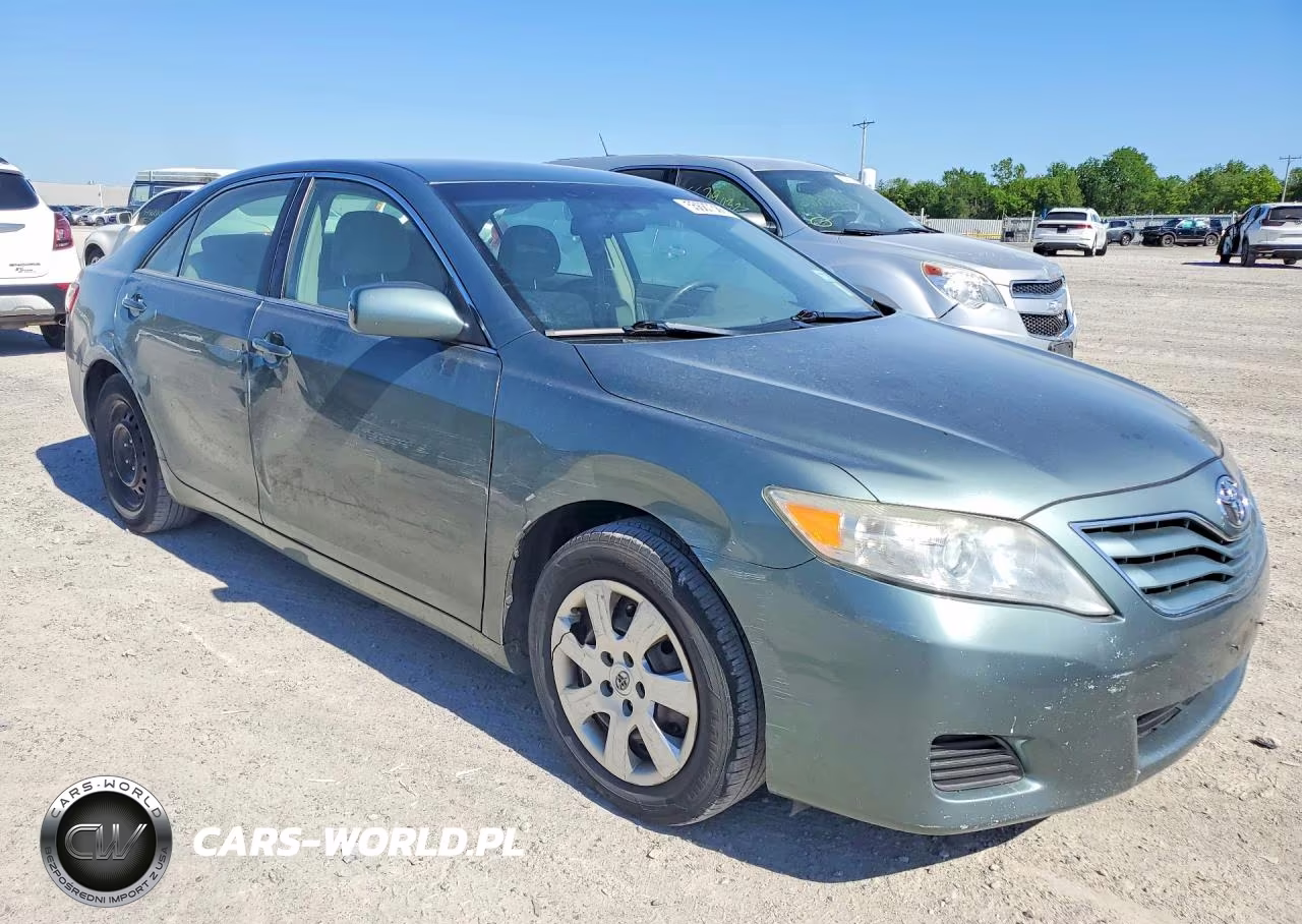 2010 Toyota Camry Le VIN:4T1BF3EK2AU552642 - 4