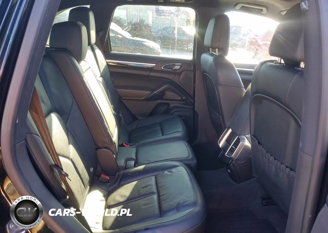 2013 Porsche Cayenne VIN:WP1AA2A27DLA19239 - 11