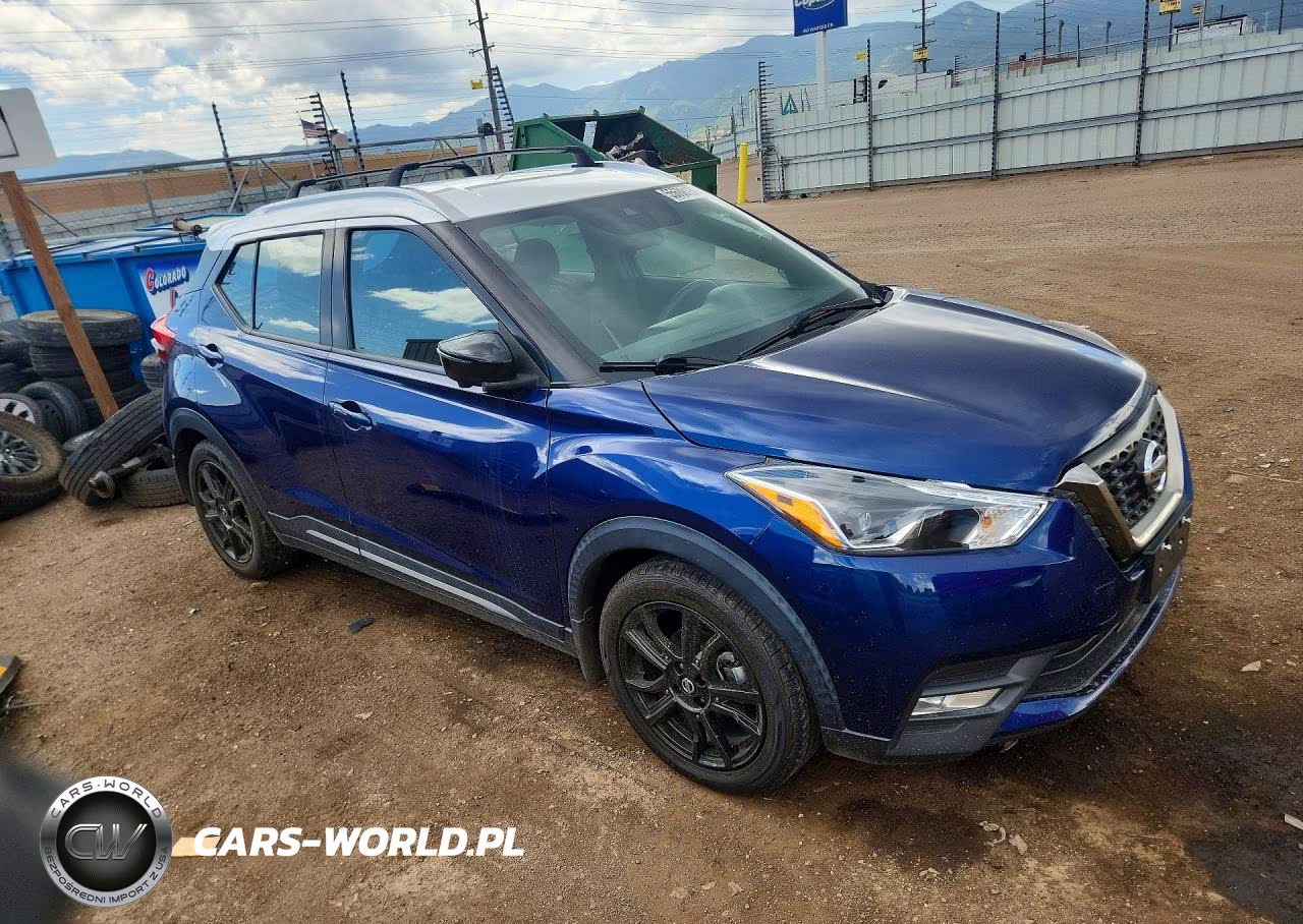 2020 Nissan Kicks Sr VIN:3N1CP5DV5LL546993 - 4