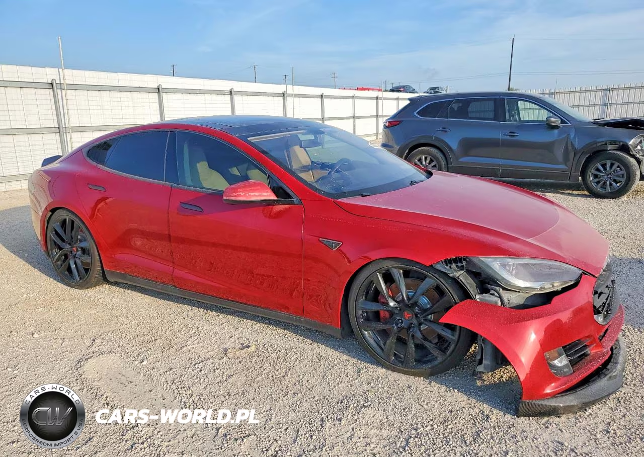 2013 Tesla Model S VIN:5YJSA1DP3DFP21438 - 4
