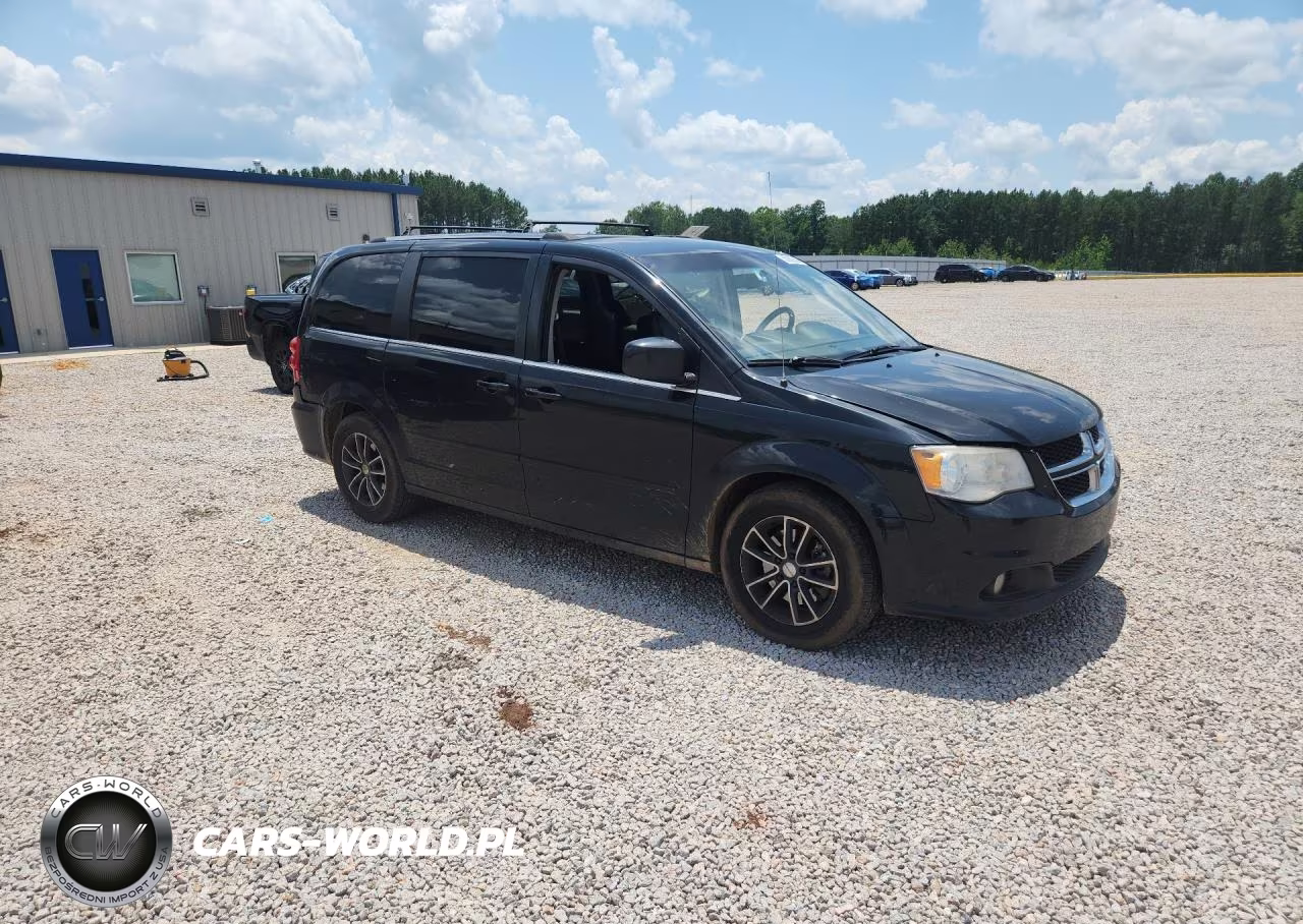2017 Dodge Grand Caravan Sxt VIN:2C4RDGCG1HR824779 - 4