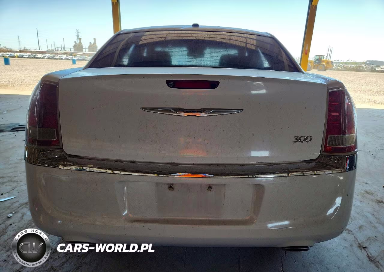 2012 Chrysler 300 Limited VIN:2C3CCACG8CH204200 - 6