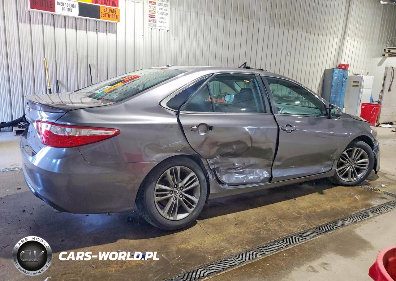 2016 Toyota Camry Se VIN:4T1BF1FK7GU154449 - 3