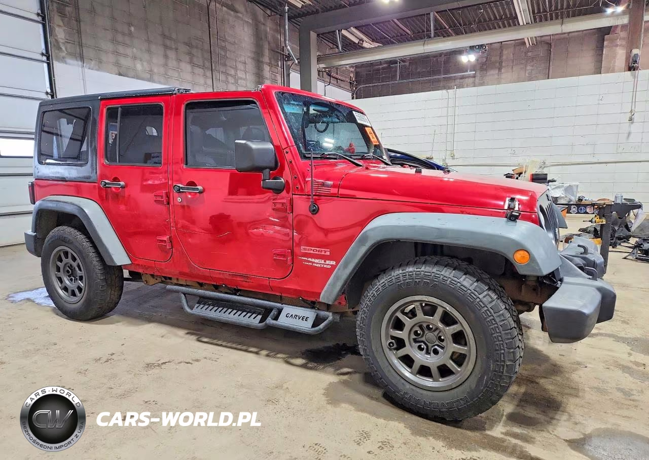 2011 Jeep Wrangler Unlimited Sport VIN:1J4BA3H18BL579089 - 4