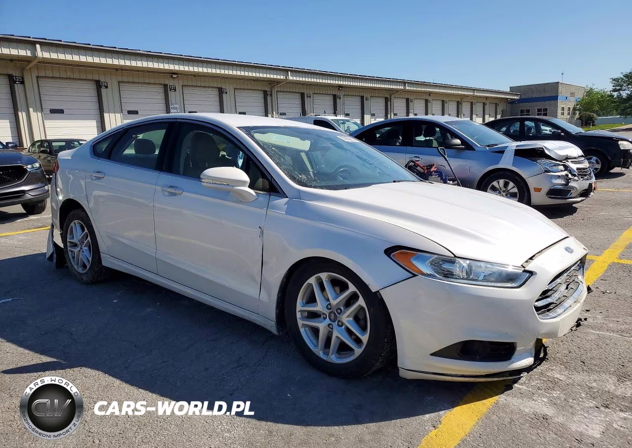 2013 Ford Fusion Se VIN:3FA6P0HR4DR103801 - 4