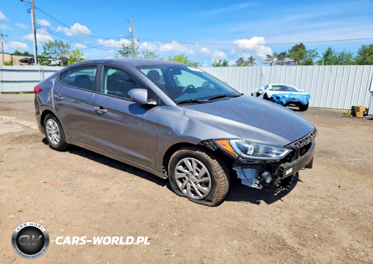 2018 Hyundai Elantra Se VIN:5NPD74LF6JH286400 - 4