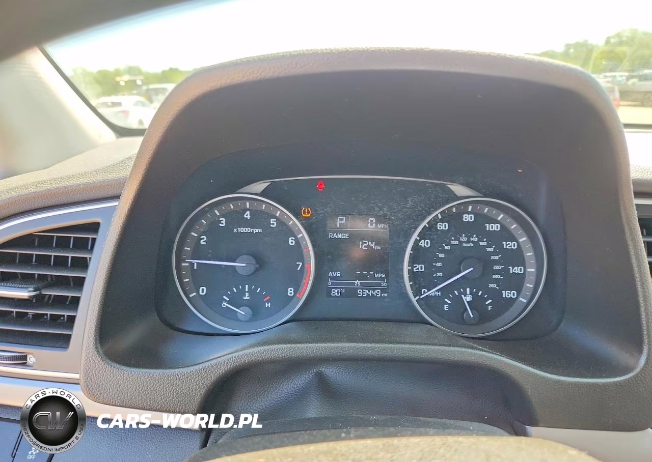 2018 Hyundai Elantra Se VIN:5NPD74LF6JH286400 - 9
