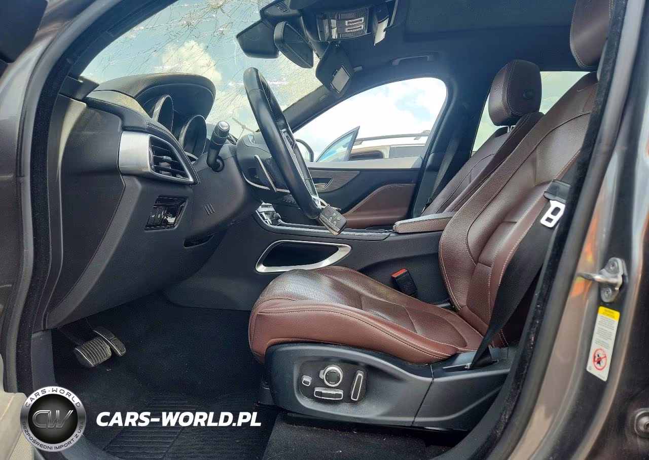 2018 Jaguar F-Pace S VIN:SADCM2FV2JA267415 - 7