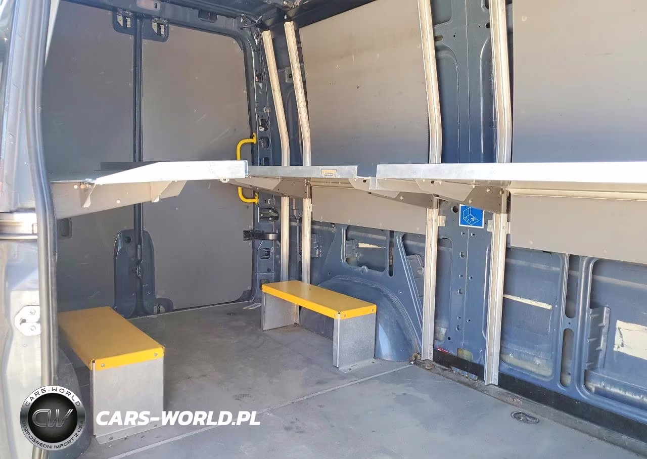 2018 Mercedes-Benz Sprinter 2500 VIN:WD3PE7CD4JP636608 - 11