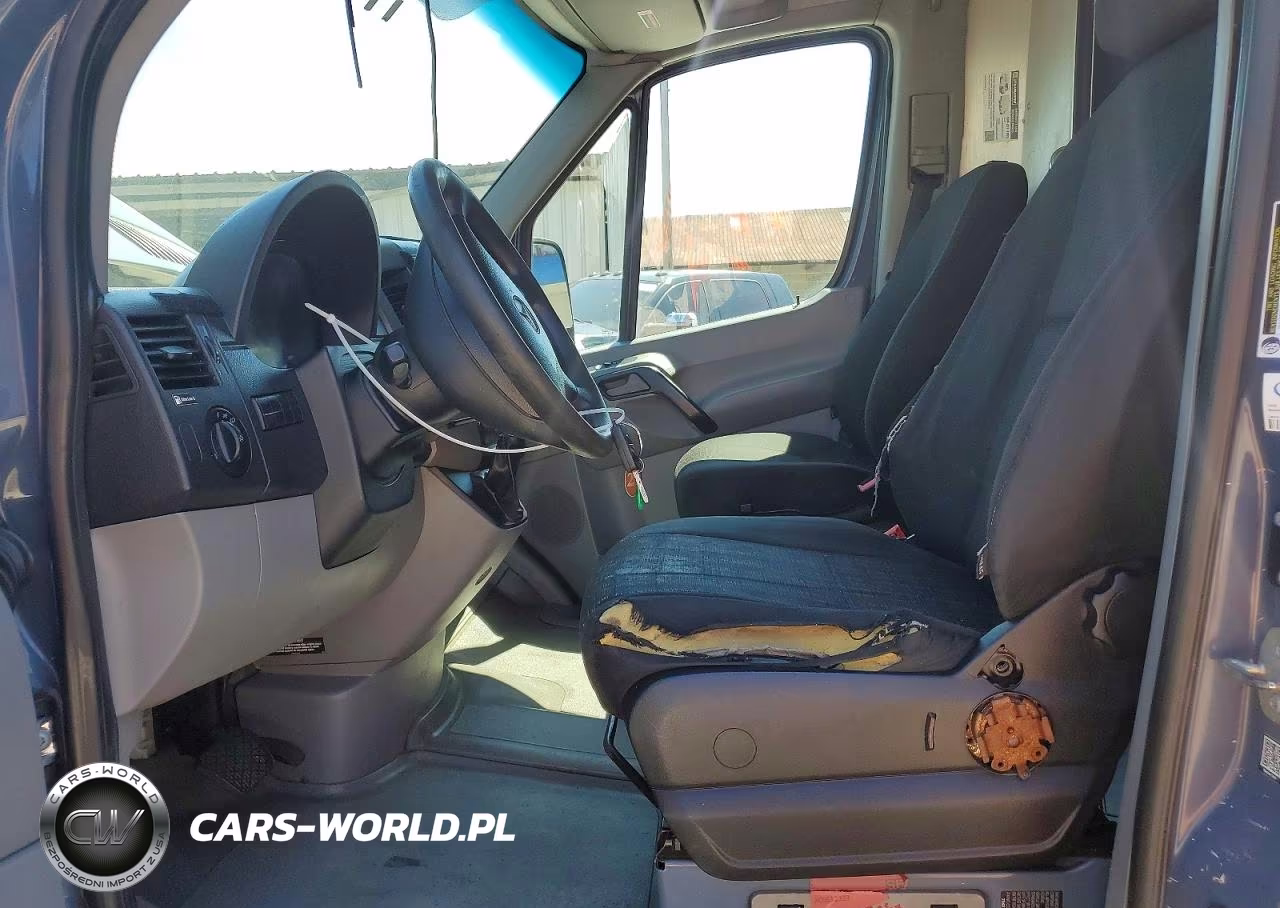 2018 Mercedes-Benz Sprinter 2500 VIN:WD3PE7CD4JP636608 - 7