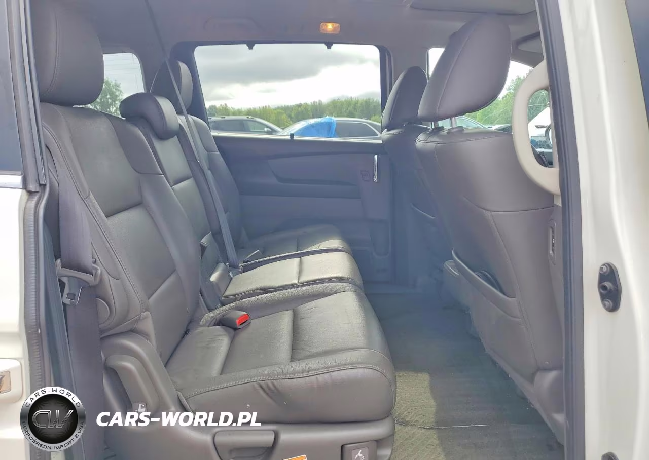 2016 Honda Odyssey Touring VIN:5FNRL5H9XGB154998 - 11