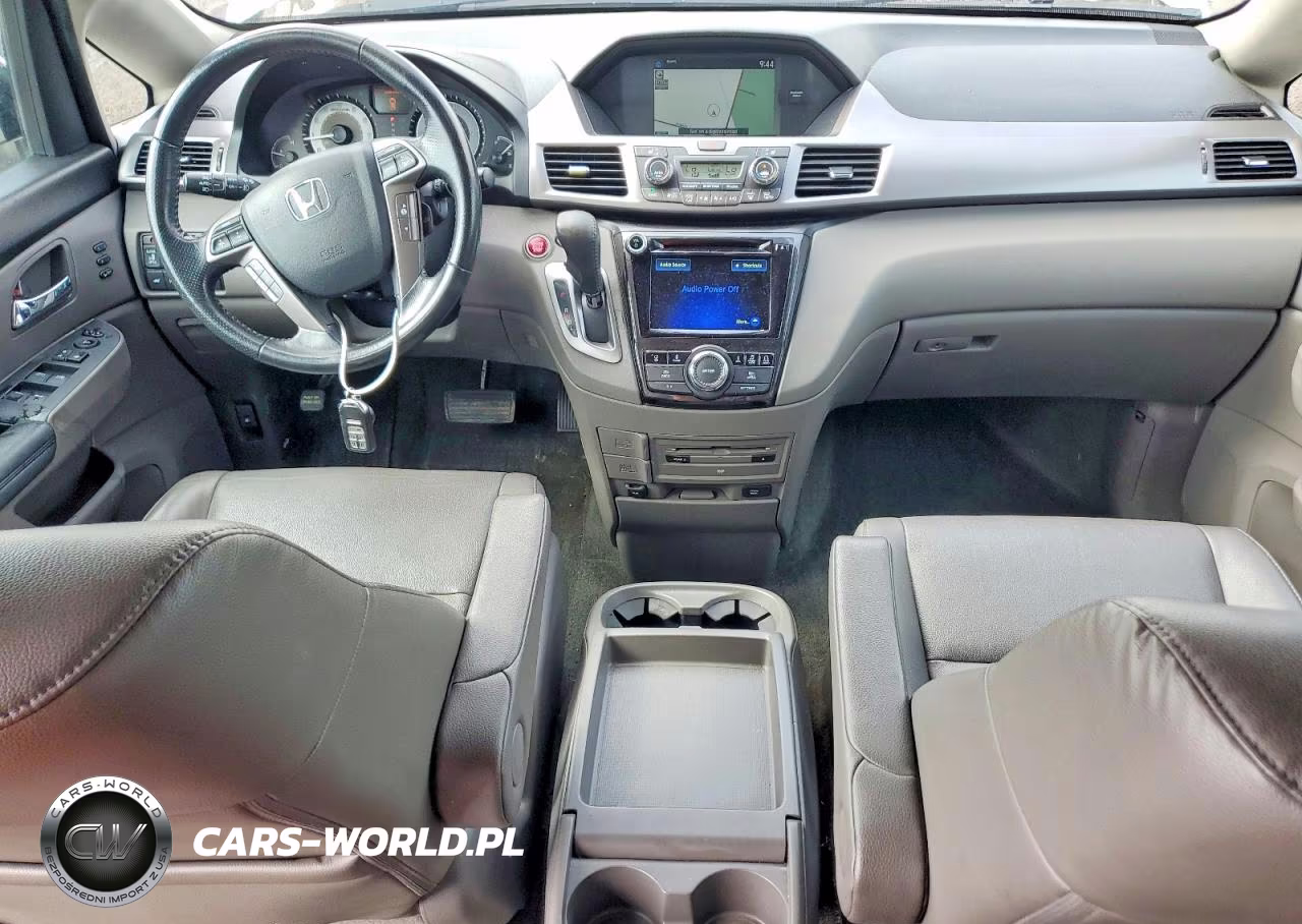 2016 Honda Odyssey Touring VIN:5FNRL5H9XGB154998 - 8